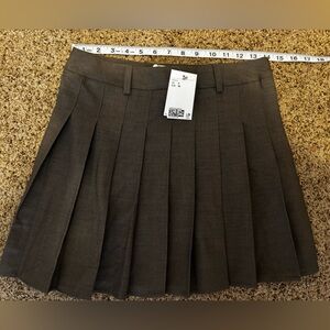 H&M Dark Gray Mini Skirt